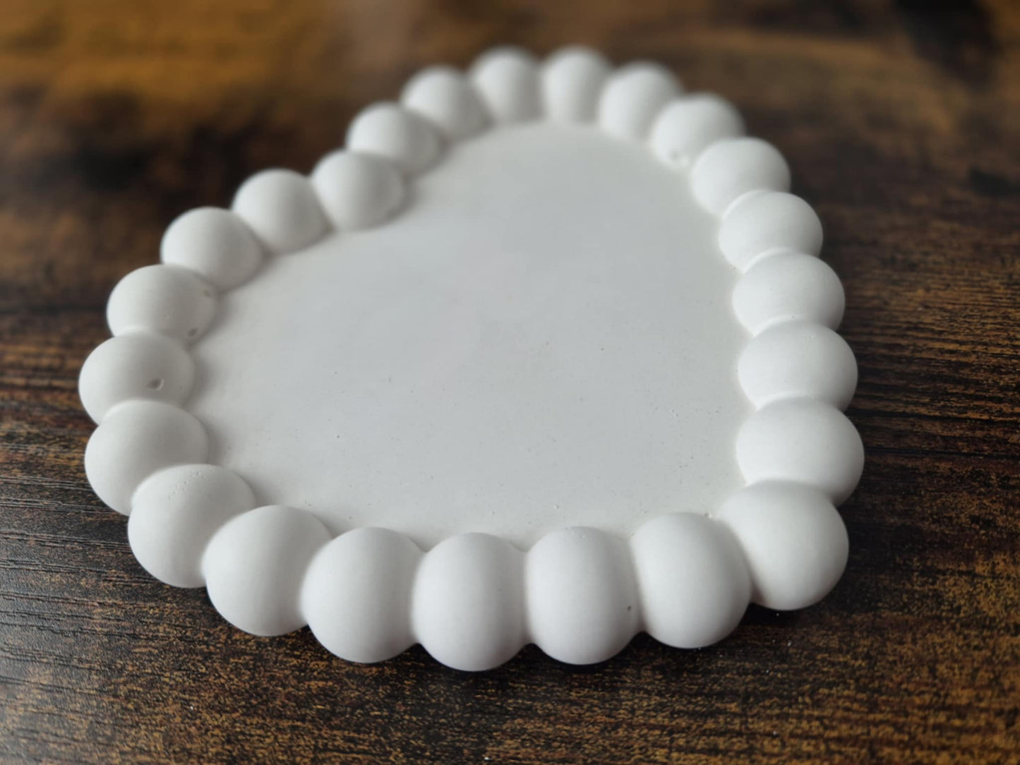 Dekotablett in Herzform – Bubble Design, Handmade mit Liebe