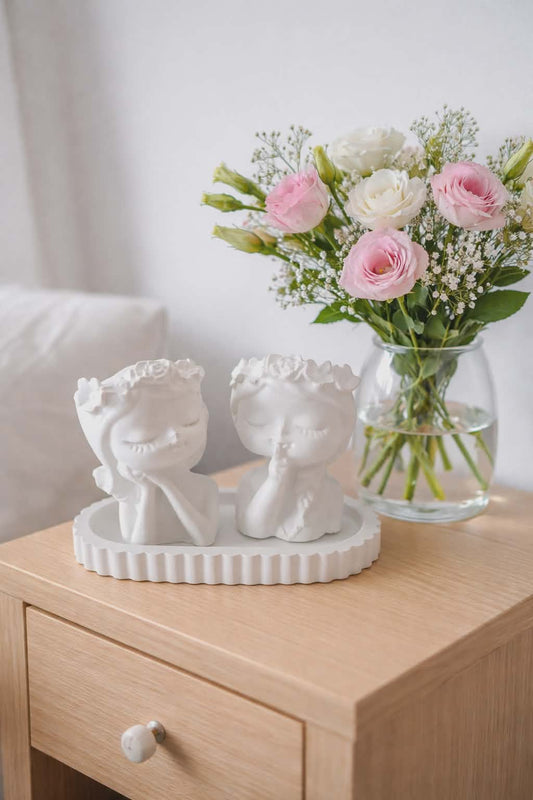 Handgemachtes Set „Schwestern für immer“ – 2 Gesichtsvasen und Dekotablett